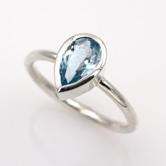 Anillo de plata 925 con aguamarina. Pedido personalizado Jan